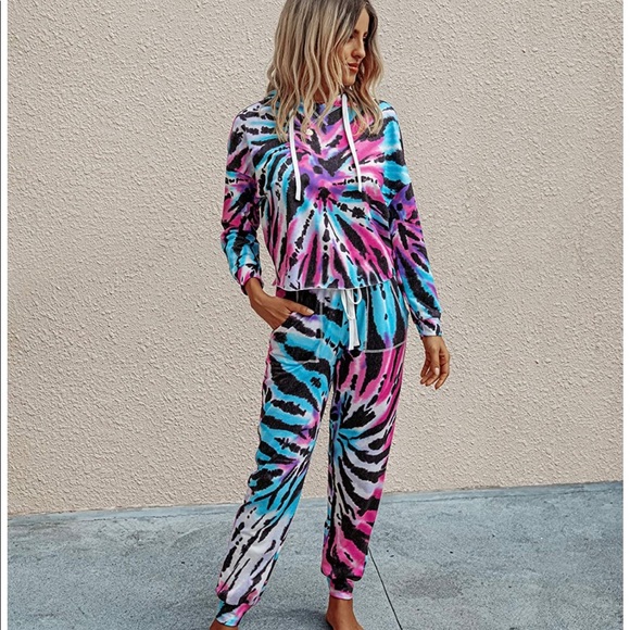 NWOT Pink and Blue Tie Dye Matching Set - Picture 4 of 5